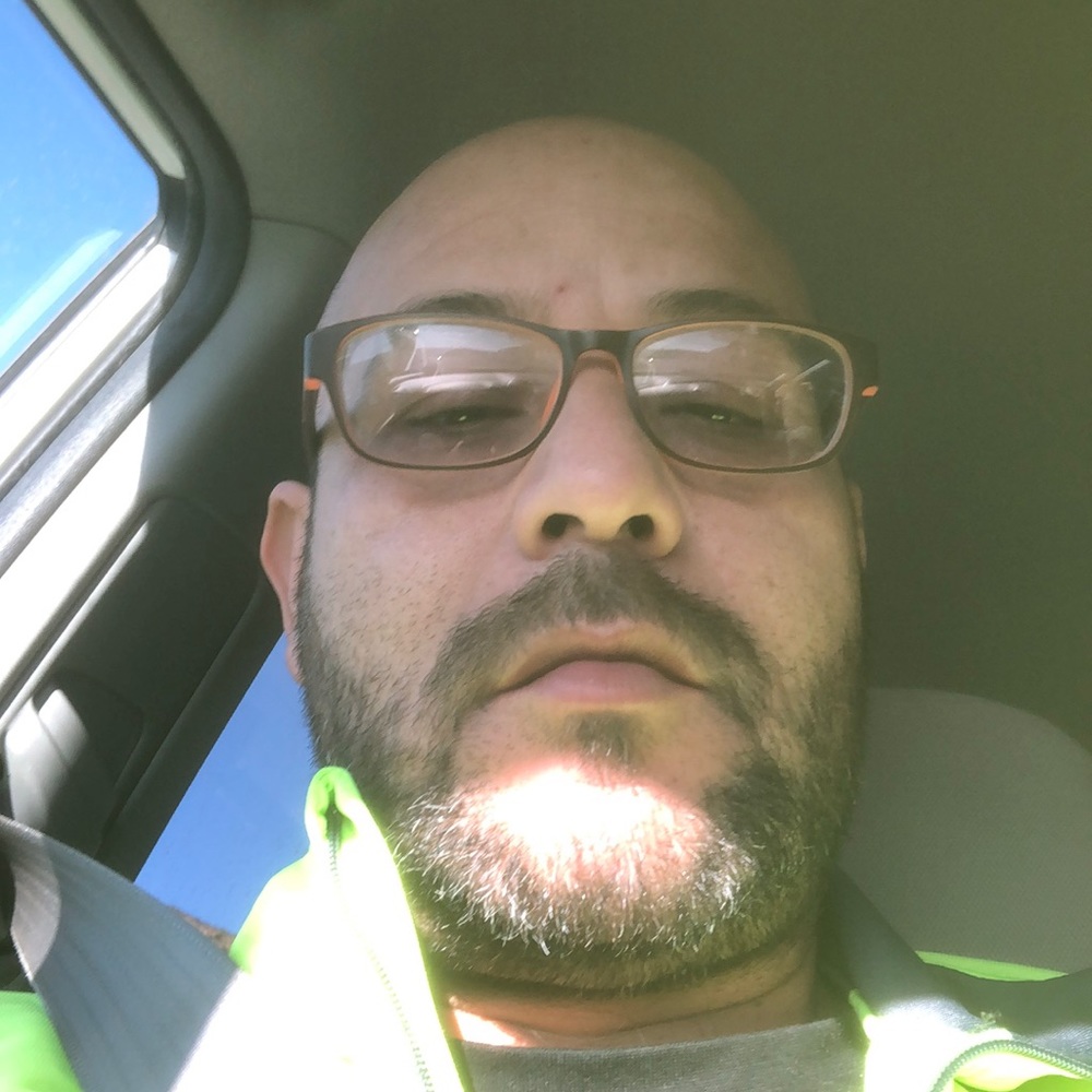 Meet your Posher, Victor h